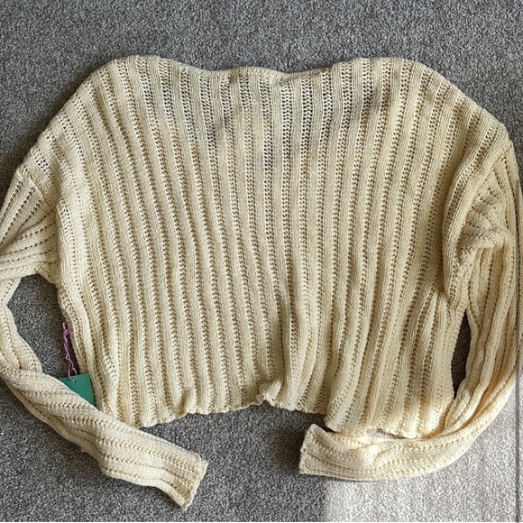 Cropped sweater - Picture 2 of 3